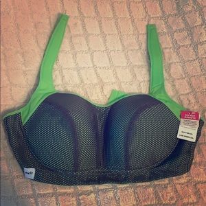 Essential Bodywear The Mia Sports Bra XXL